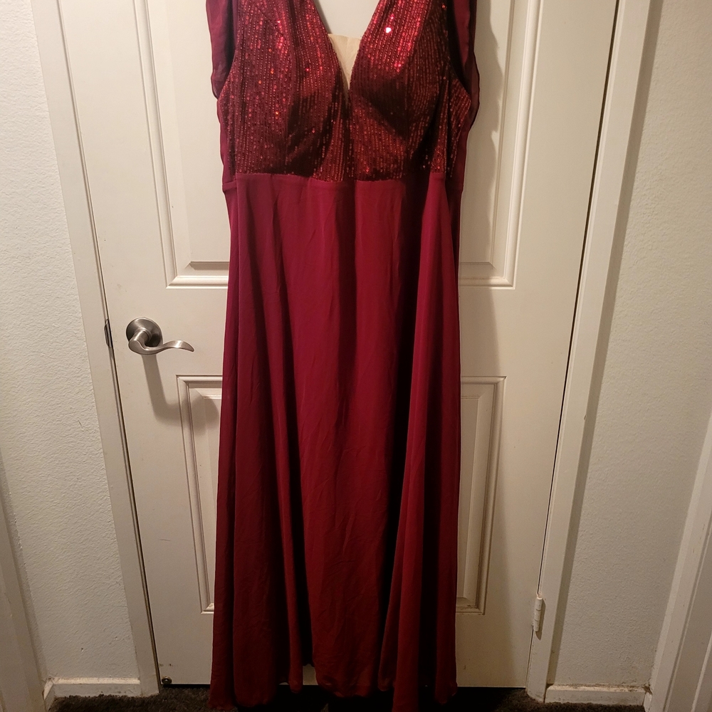 Elegant Red Evening Gown
